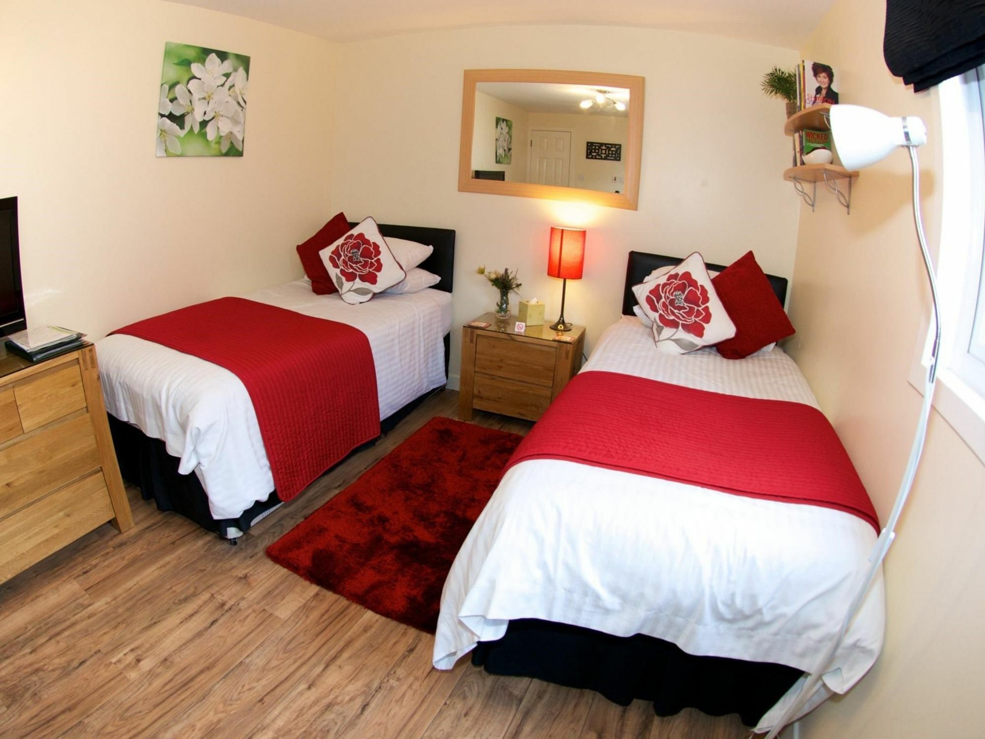 Queens Apartments Ер Екстер'єр фото